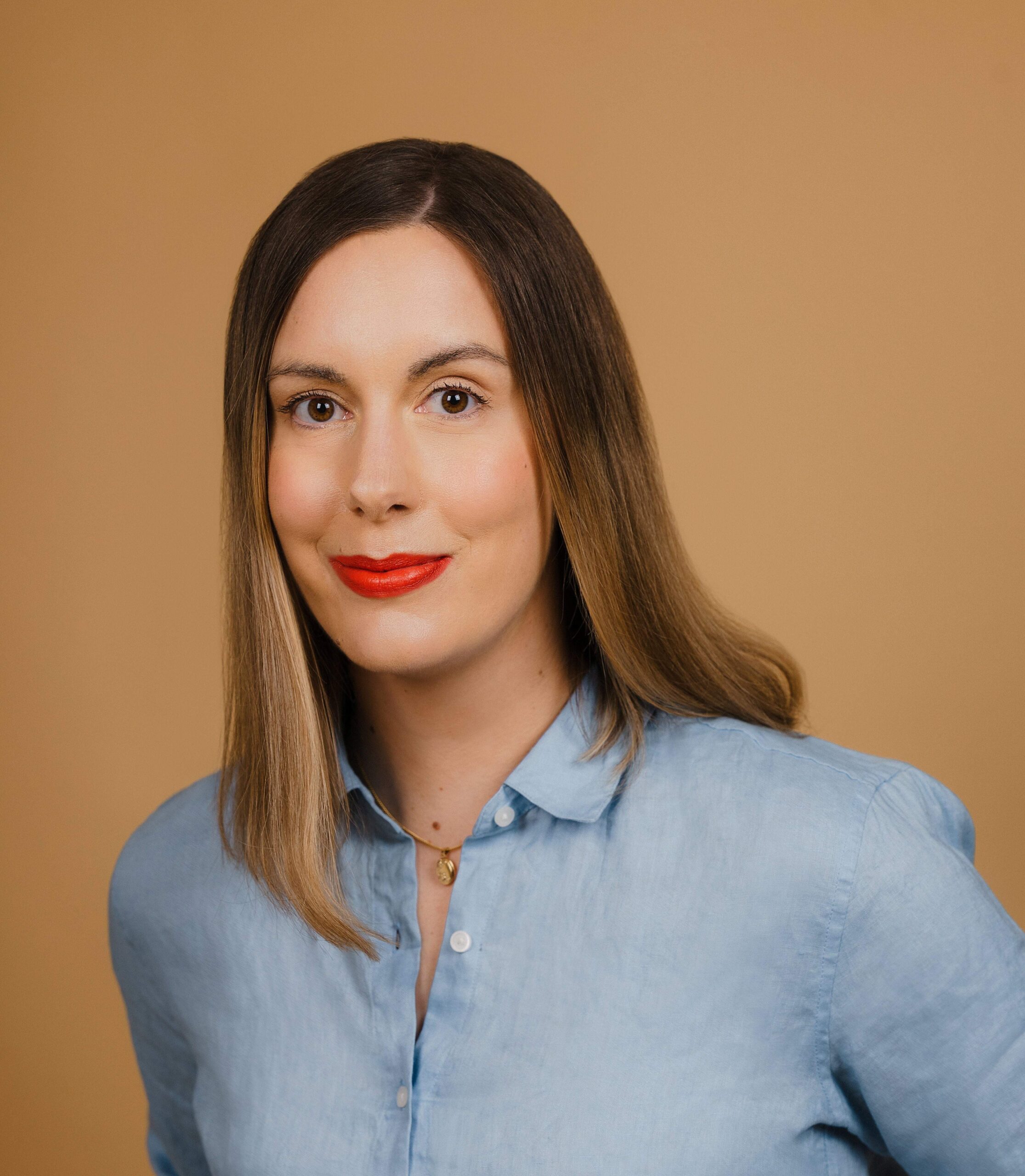 Anna - New - Crop